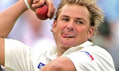 आंतराष्ट्रीय क्रिकेट जगत से आई बुरी खबर;दिग्गज लेग स्पिनर शेन वॉर्न का हार्ट अटैक से निधन