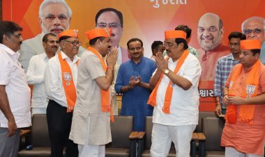 Gujarat भाजपा की शक्ति बढ़ी,डॉकटरो के बाद प्रोफेसरों ने पहना भगवा खेस